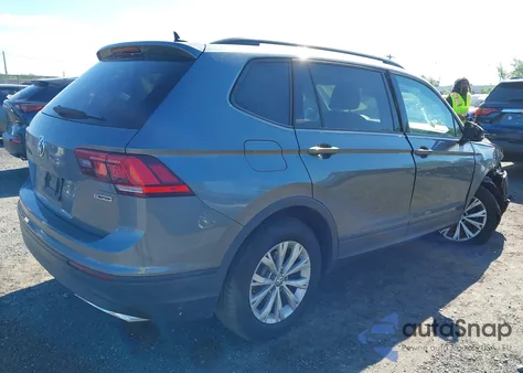 2020 Volkswagen Tiguan 2.0T S z USA, uszkodzony, nr VIN 3VV0B7AX4LM133653